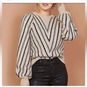 Striped V-Neck Chevron Cozy Sweater - Cream/Black